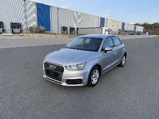 Coche accidentado Audi A1 SPORTBACK 1.4 TDI Klima Navi PDC EURO 6 2015/10