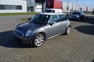 Unfallwagen Mini Cooper S 120 KW KLIMA XENON 2003/8