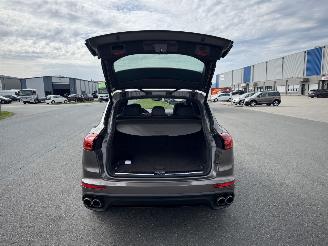 Porsche Cayenne CAYENNE S 3.0 E-HYBRID PANORAMA LEDER NAVI XENON VOL picture 23