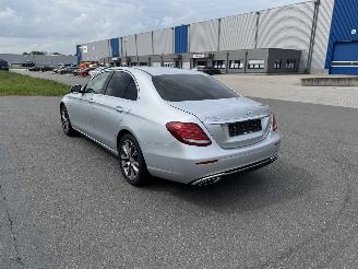 Mercedes E-klasse E350e AVANTGARDE KLIMA AUTOMATIK LED NAVI SITZHEIZUNG picture 7