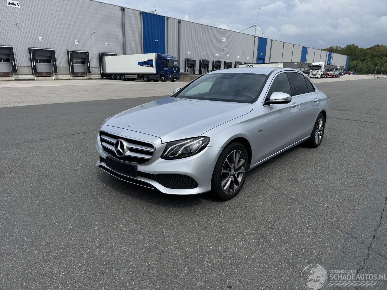 Mercedes E-klasse E350e AVANTGARDE KLIMA AUTOMATIK LED NAVI SITZHEIZUNG