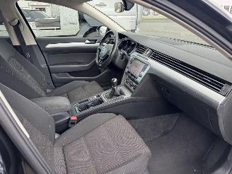 Volkswagen Passat 1.6 TDI KLIMA LED NAVI picture 10
