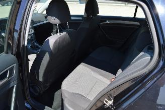 Volkswagen Golf 1.6 TDI COMFORTLINE 81 KW KLIMA picture 11