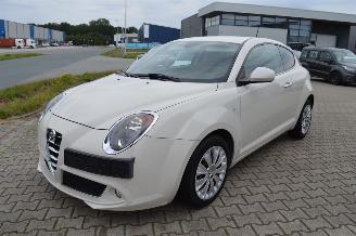 uszkodzony samochody osobowe Alfa Romeo MiTo Alfa romeo Mito 1,3 Mjet Klimatronik Leder Voll Carbon Pdc Facelift 2015/9