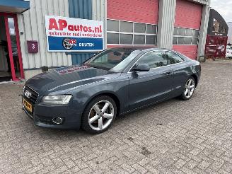 Voiture accidenté Audi A5 COUPE 3.2 V6 FSI  265PK AUTOMAAT 2007/11
