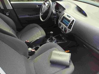 Hyundai I-20 1.2i i-Drive picture 5