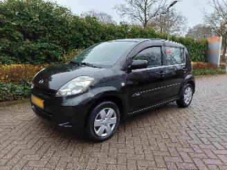 krockskadad bil auto Daihatsu Sirion 1.3-16V Comfort 2008/4