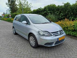 Schadeauto Volkswagen Golf plus 1.6 FSI Optive 3 2007/5
