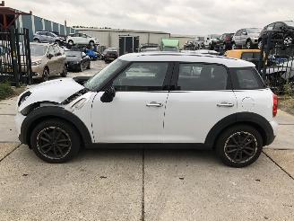 Avarii autoturisme Mini Countryman 1.6i E6 93000 km 2016/4