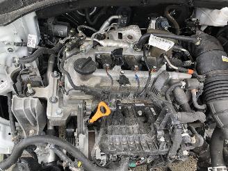 Kia Ceed 14 t-gdi 103 kW E6 Automaat picture 11