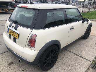 Mini Mini ONE Airco 66kW picture 4