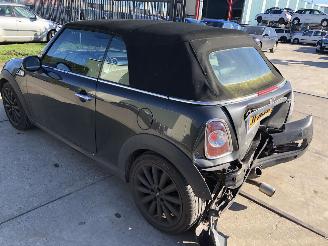 Mini Cooper S Cabrio automaat 135kW E5 picture 5
