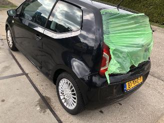 Volkswagen Up! High Up! Blue Motion picture 5