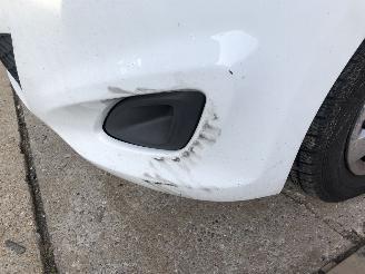 Hyundai I-10 1.1i i-catcher picture 10