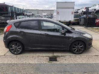 Auto incidentate Ford Fiesta 1.0 ecoboost 74kW ST-Line 2016/11