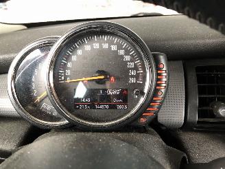 Mini Cooper 1.5i 100kW E6 5 drs Chili picture 7