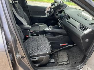 Renault Captur E-TECH PLUG-IN HYBRID weinig km !! picture 22