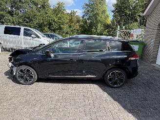 Renault Clio Luxe uitvoering !! Weinig km !! picture 3