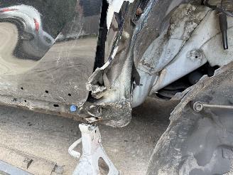 Peugeot 2008  picture 21