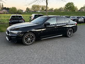 Unfallwagen BMW 5-serie 518D / Auto / M-Pakket 2022/1