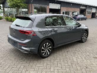 Volkswagen Golf VIII 1.4 EHYBRID / Panorama / Automaat picture 3