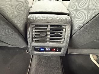Volkswagen Golf VIII 1.4 EHYBRID / Panorama / Automaat picture 8