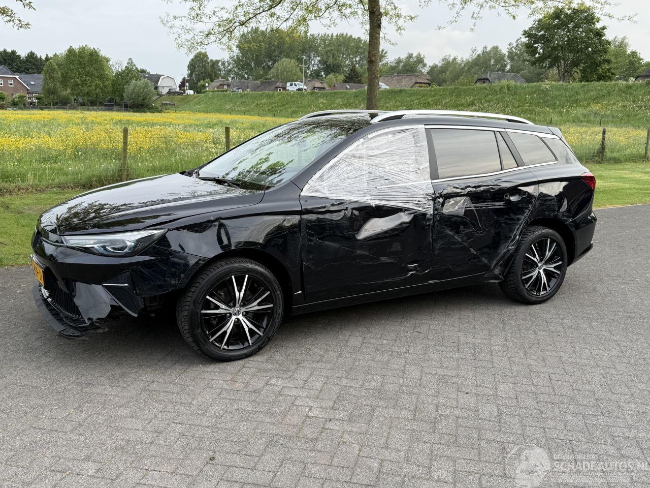 MG MG5 Electric Long Range Luxury 61 kWh