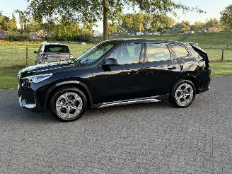 skadebil auto BMW iX1 eDrive20 Xline / Leer / Automaat 2025/2