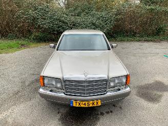 krockskadad bil auto Mercedes S-klasse 420 SEL 1989/1