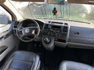Volkswagen Transporter 2.5 TDI 300 DUBBEL CABINE picture 7
