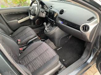 Mazda 2 1.5 S-VT EXECUTIVE picture 16