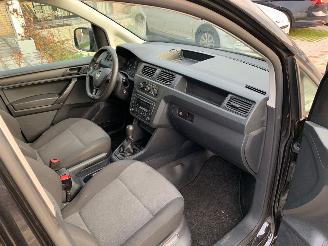 Volkswagen Caddy 2.0TDI picture 13
