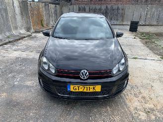 Schadeauto Volkswagen Golf 2.0 GTI 2011/10