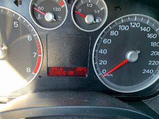 Ford C-Max 1.6 16V TREND picture 18