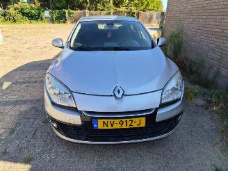 Schadeauto Renault Mégane AUTOMAAT  1.5 DCI 2012/8