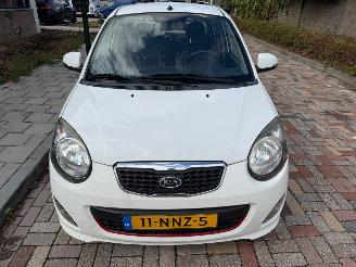 Voiture accidenté Kia Picanto 1.1 R-SPORT 2010/10