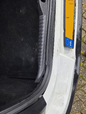 Citroën C3 1.2 Vti 12V PureTech Hatchback  Benzine 1.199cc 61kW (83pk) FWD 2018-05 (SXHMR; SWHMR) EB2FA; HMR picture 10