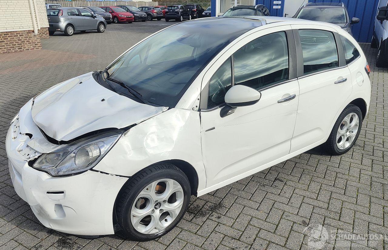 Citroën C3 Citroën C3 Exclusive pano 1,2 60 kw