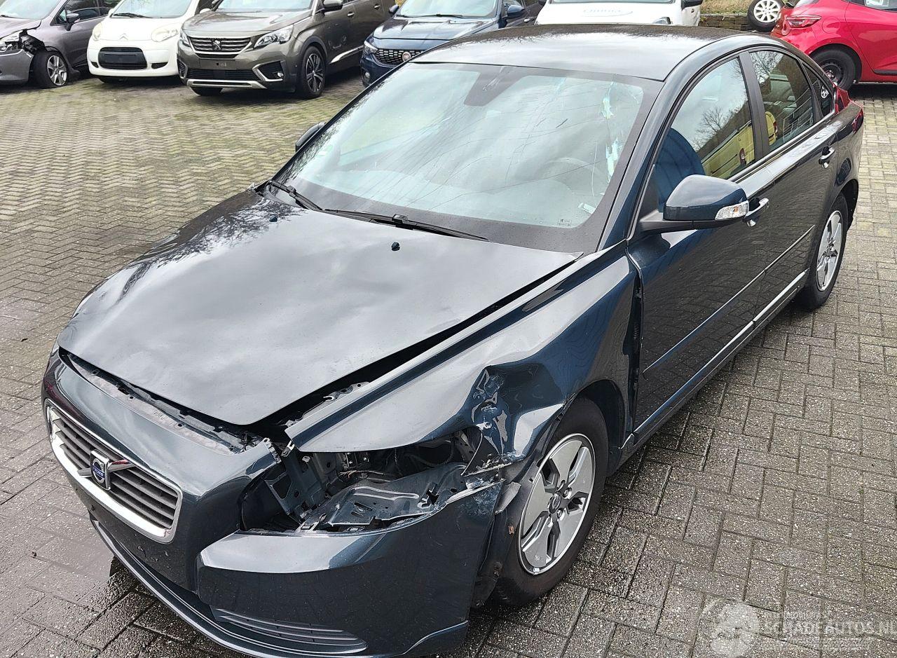 Volvo S-40 Volvo S40 Lim. 1.6 D Drive Momentum