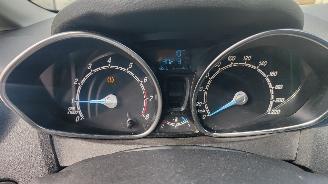 Ford Fiesta Ford Fiesta Trend top staat  ( riem pas gewisseld ) picture 9