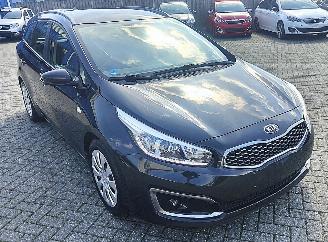 Gebrauchtwagen PKW Kia Ceed Kia Ceed Sportswagon Edition 7  ( 1400 benzine ) 2017/9