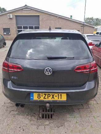 Coche accidentado Volkswagen Golf GTE 2015/2