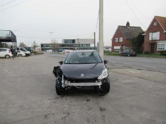 Unfallwagen Peugeot 208  2019/2