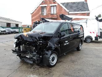danneggiata veicoli commerciali Mercedes Vito 114 2022/4