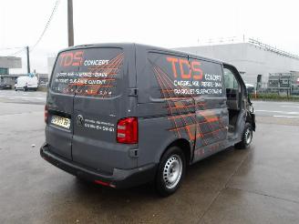 Volkswagen Transporter  picture 6