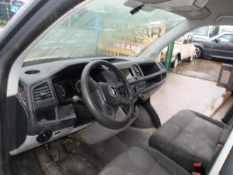 Volkswagen Transporter  picture 2