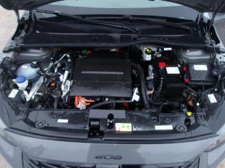 Peugeot 208  picture 16