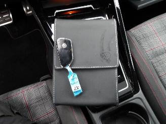 Volkswagen Golf 2.0  GTI picture 24