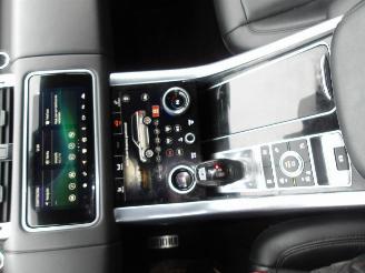 Land Rover Range Rover sport P400E picture 17