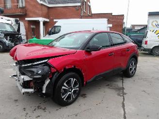 krockskadad bil auto Citroën E-C4  2022/10
